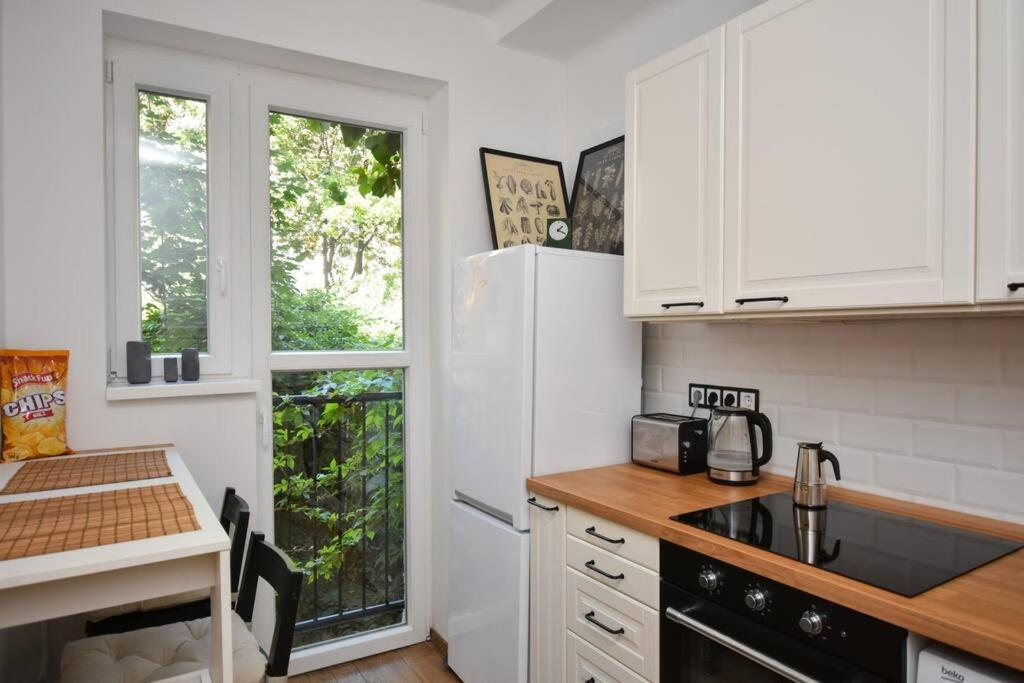 Апартаменты Renovated Stylish Flat At The Castle&metro Будапешт